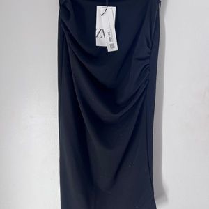 NWT ZARA asymmetrical midi skirt sz M